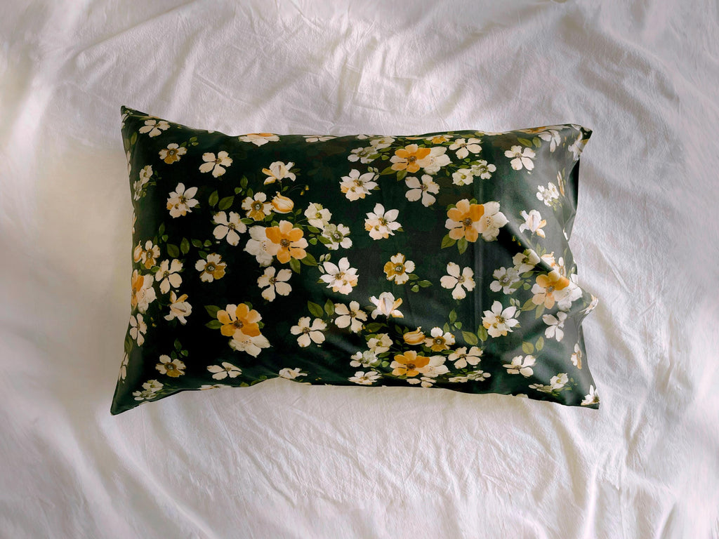 Blossom Flowers Mulberry Silk Pillowcase with Silk Eye Mask Gift Set: Luxury Silk Bedding Dark Colour Silk Pillowcase Skin and Hair Care