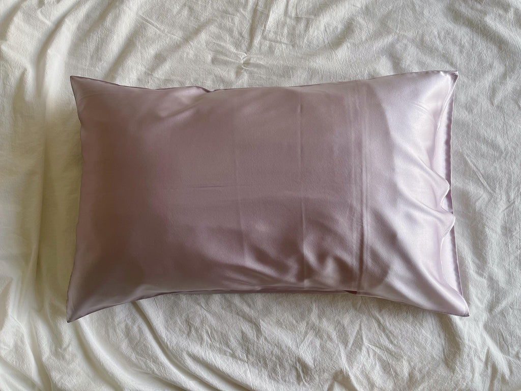 Pure Mulberry Silk Pillowcase in Soft Lavender and Blush Pink Anti-Aging Pillow for Hair and Skin Care Hypoallergenic Silk Bedding