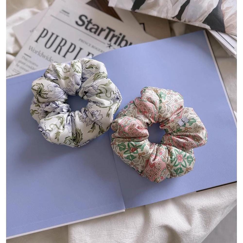 Mulberry Silk Hair Scrunchie: Floral Print, Gentle Hold， Multi Patterns