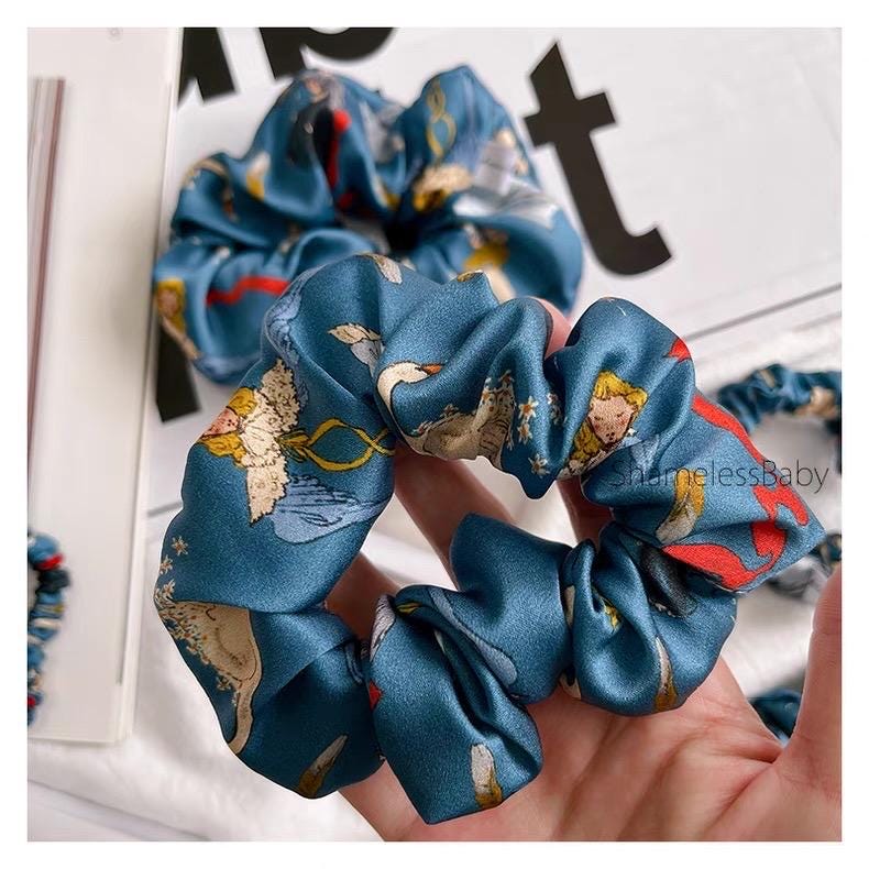 Pure Mulberry Silk Hair Scrunchies 30 Momme Silk Hair Ties Floral and Animal Patterns Gif for Hair Care Lover - Silk Hair Wrap