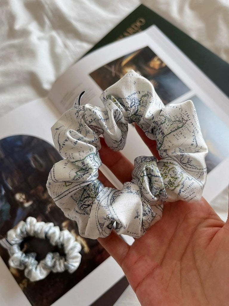 Pure Mulberry Silk Hair Scrunchies 30 Momme Silk Hair Ties Floral and Animal Patterns Gif for Hair Care Lover - Silk Hair Wrap