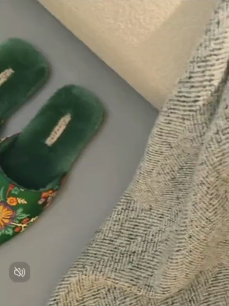 Oriental Silk Embroidered Slippers: Faux Fur Lined Brocade Mules, Christmas Gift Box Pack