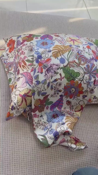 Silk Pillowcase Floral Print – 22 Momme Mulberry Silk for Hair & Skin, Luxury Botanical Bedding, Oriental Design Gift for Her