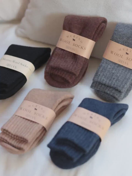 Merino Wool Socks for Men & Women | Ultra Warm Winter Socks | Soft Natural Wool Blend Gift | Single Packed for Christmas Stocking Filler